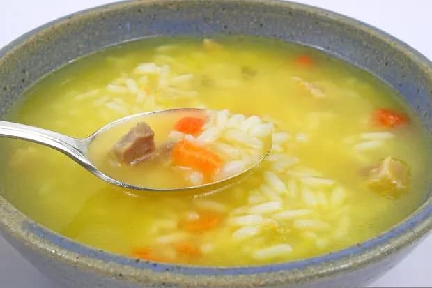 Najlepsze zupy na rosole - 7 prostych przepisów na pyszne dania Najlepsze zupy na rosole - 7 prostych przepisów na pyszne dania